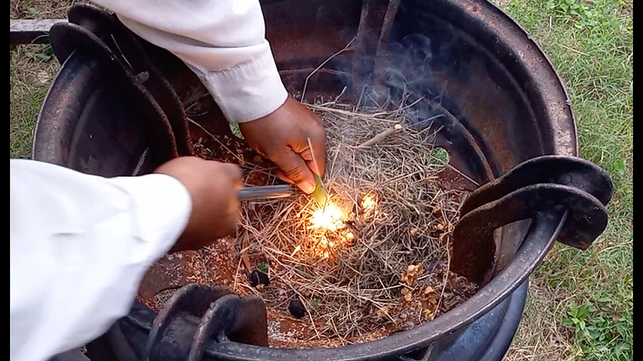 Starting A Fire With A Ferro Rod