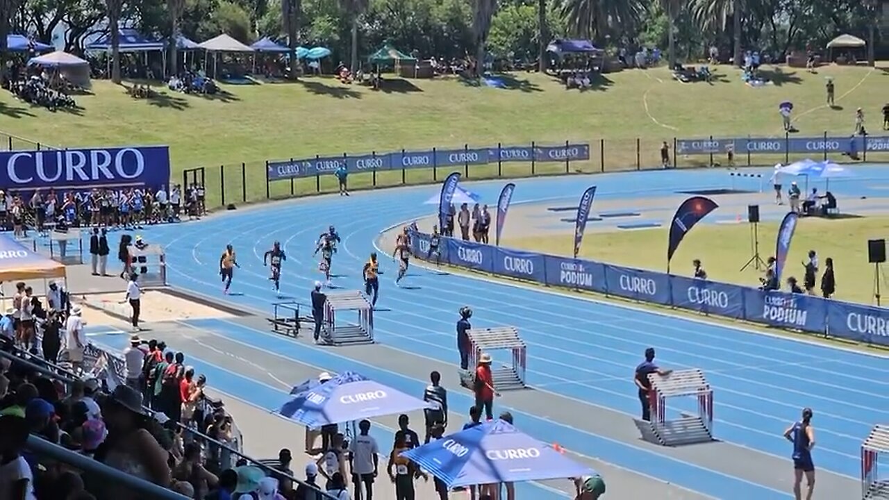 NEW WORLD RECORD | Men’s 300 Meters | Letsile Tebogo, 30.69s!