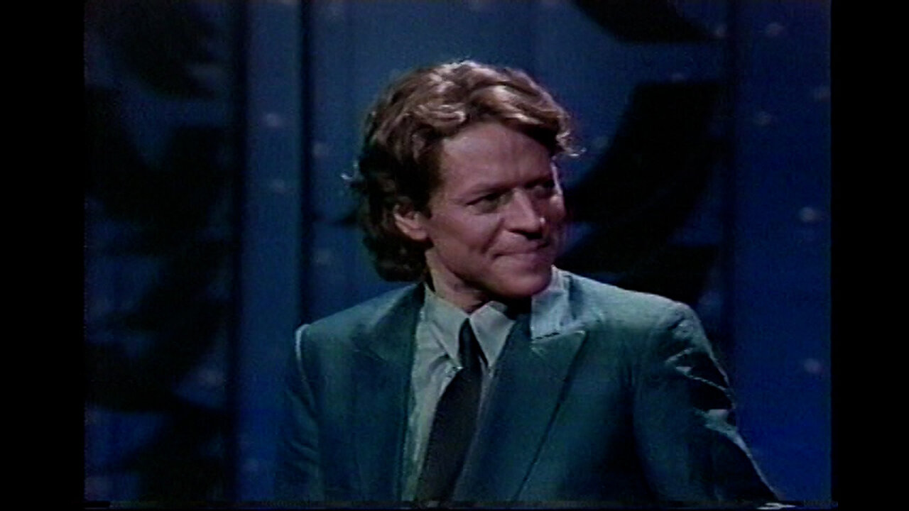 September 10, 1986 - Robert Palmer Munches on a Cookie & 'Get It Through Your Heart'