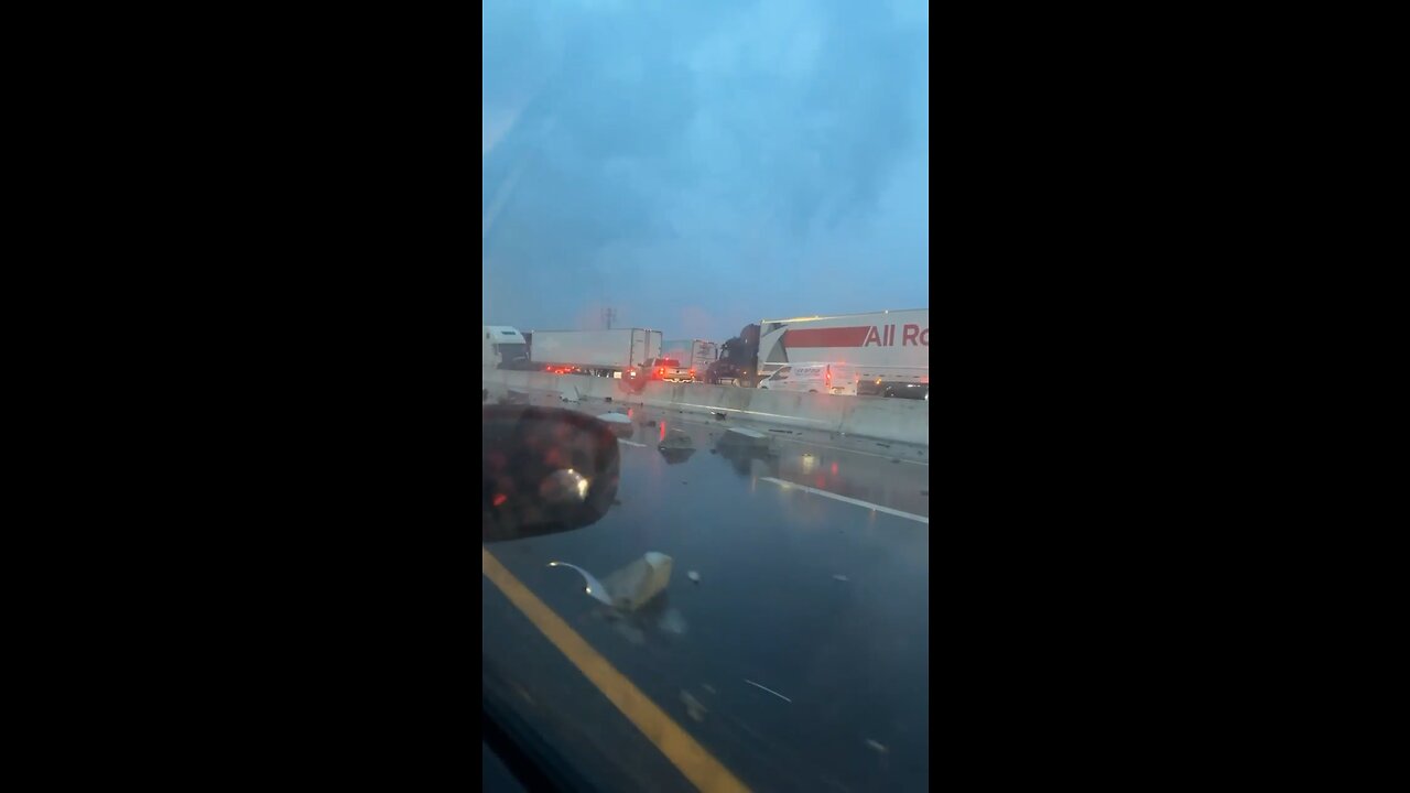 Truck Accident On Highway 401