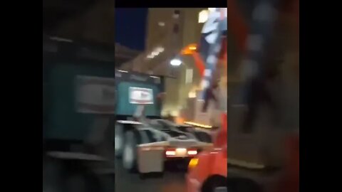 Comboio de caminhoneiros do Canadá protestando no Parlamento. #Shorts