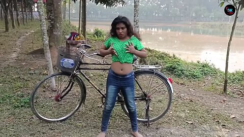 সেই সেক্সি ডান্স মামা 😁 hot dance 💋💋 following