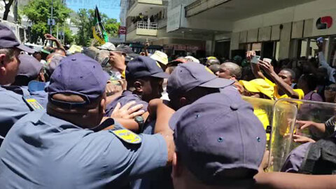 Watch: DA March to ANC Offices in Cape Town and Joburg (1)