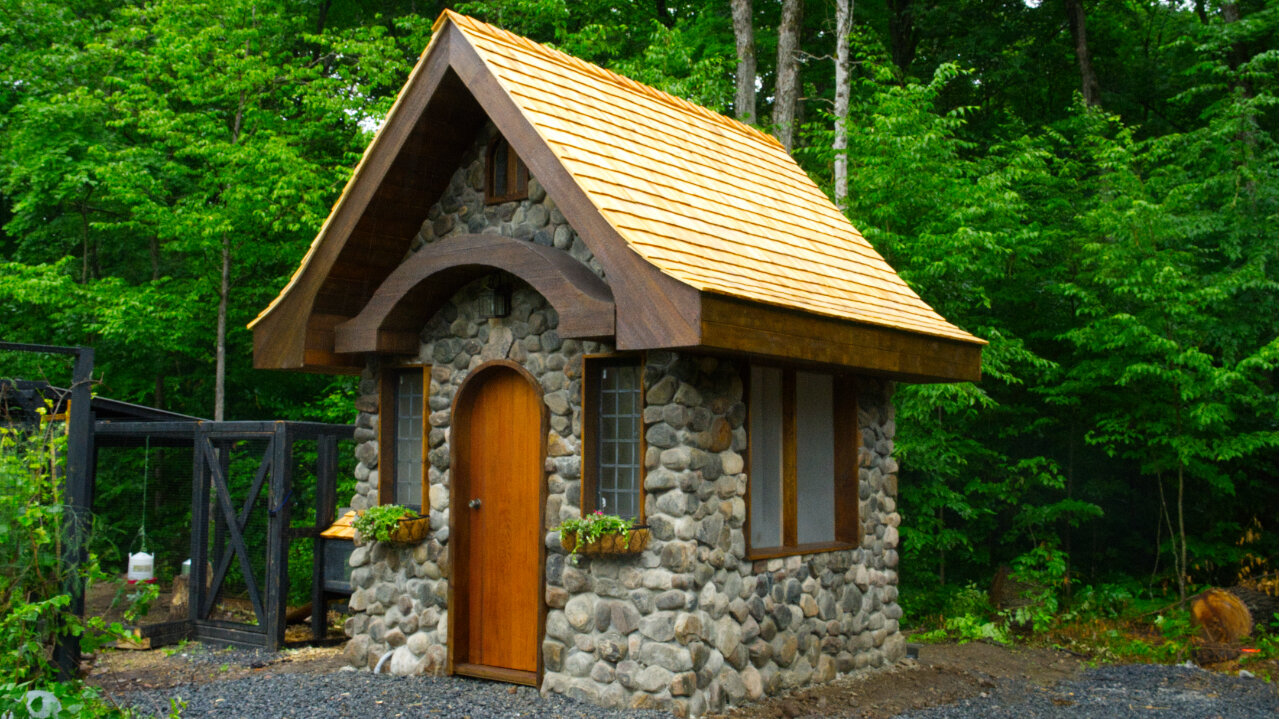 Hand-Built Stone Chicken Coop: Ultimate DIY Project for My Permaculture Homestead