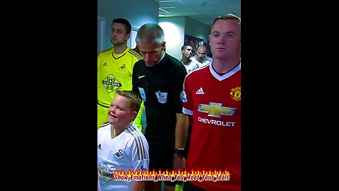 Show_Emotions_When_You_Meet_Your_Idols #football #footballplayer #ronaldo #messi #RonaldoCR7