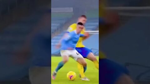 Hit 👍 & SUBSCRIBE for more ⚽️ 🏀 🏈 ⚾️ 🎾 🏐 🏉 🎱Phil Foden skills #foden #england