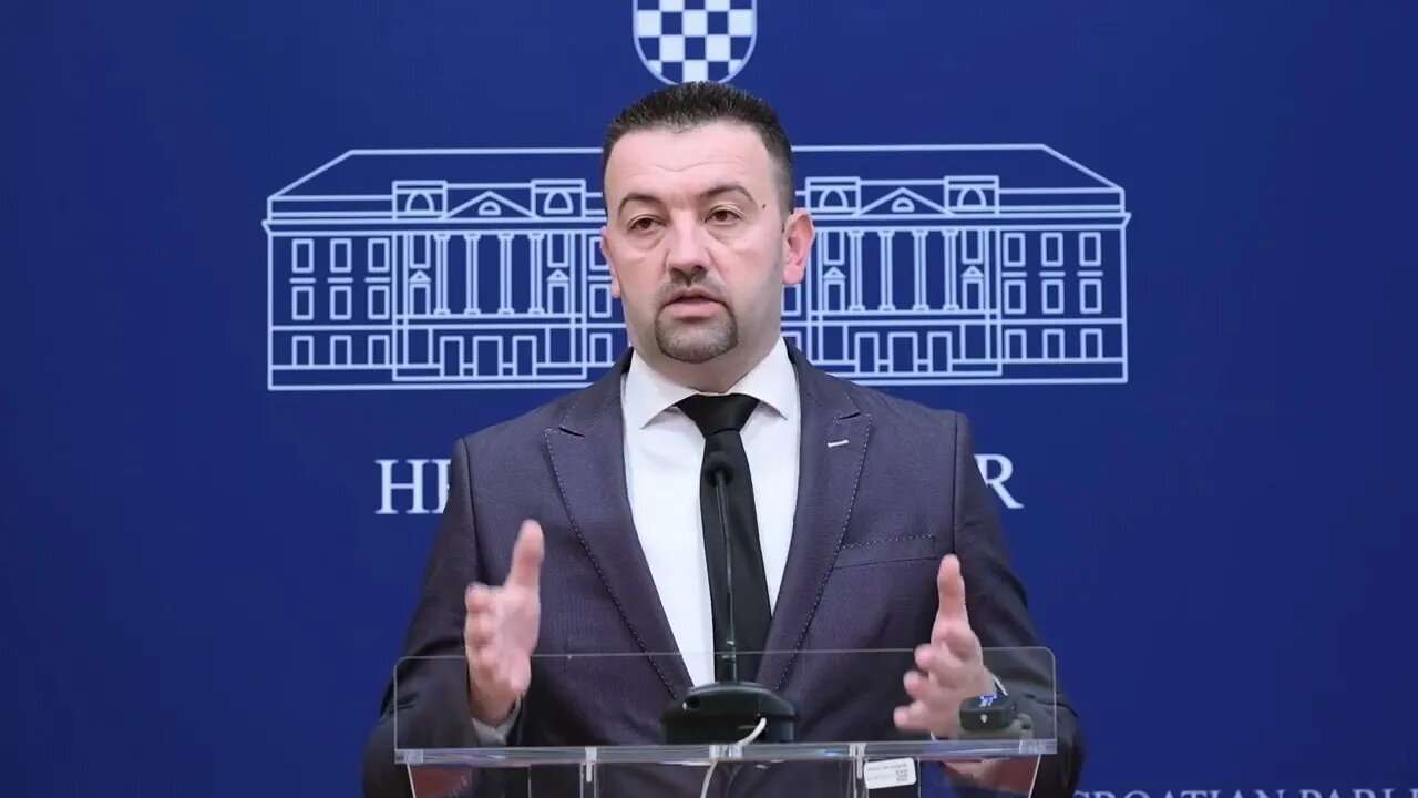Pavliček o prosvjedu seljaka: "Ministrica nema namjeru popustiti"