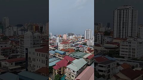 Rainy Season 🌧 Penh Cambodia 🇰🇭 #shorts #cambodia #phnompenh #expat #digitalnomads