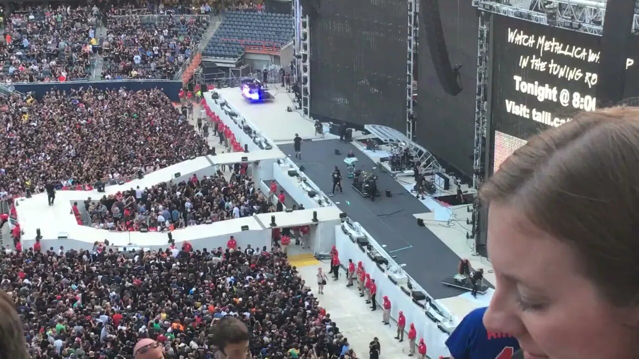 Jerry Only says rip cliff + mmm intro (Chicago 2017)