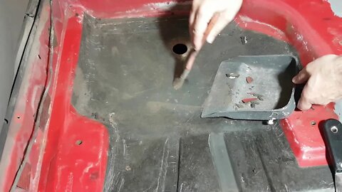 Removi toda forração do assoalho do Escort, qual foi a surpresa?