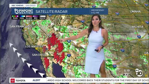 ABC 10News Pinpoint Weather with Weather Anchor Vanessa Paz