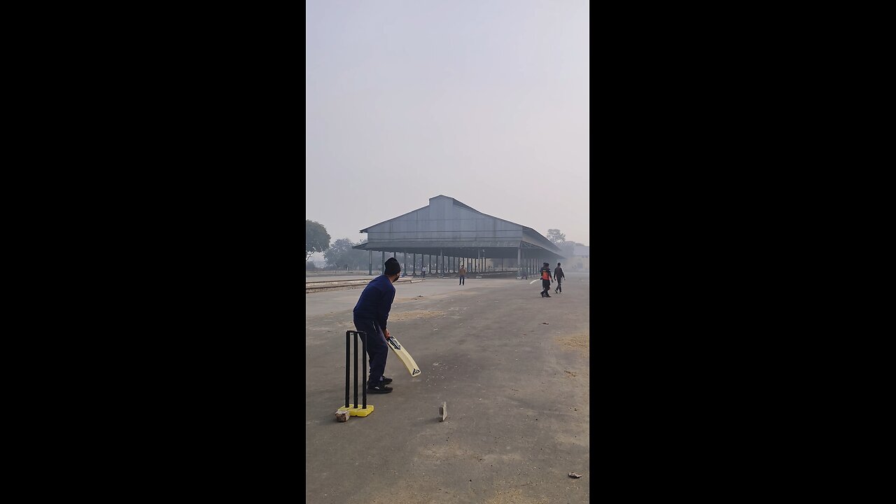 sbko lga ki catch hoga lekin ho gya 6 😲 #cricketvideos