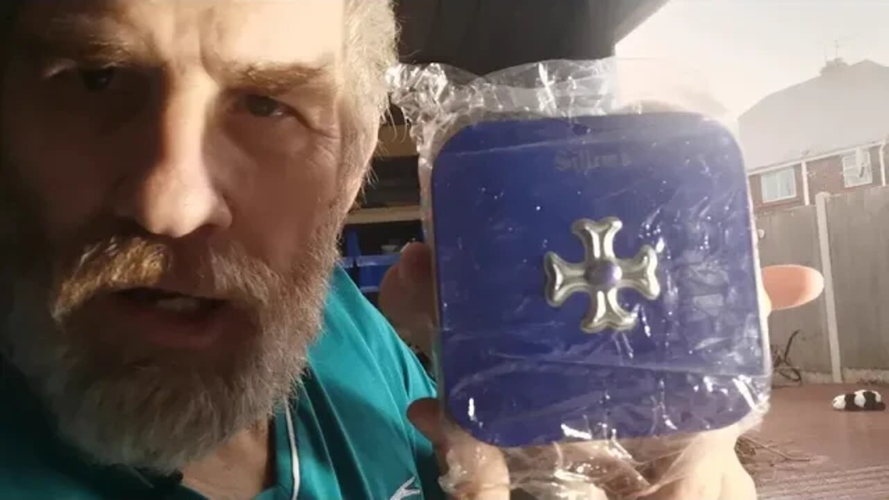 I try a YABO while a storm hits. hope the sound is Ok.And Thanks To Paul, Pipes Of Old.