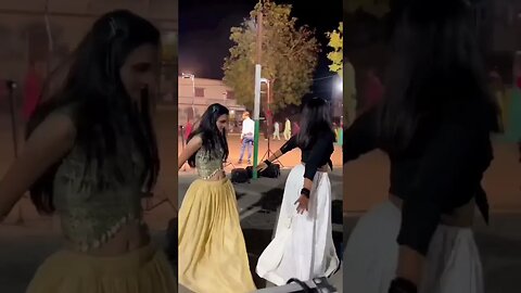 Happy Navratri | Jhume re Gori | Gujarat Na Rass Garba #garba #navratri #trending #shorts #gujarat