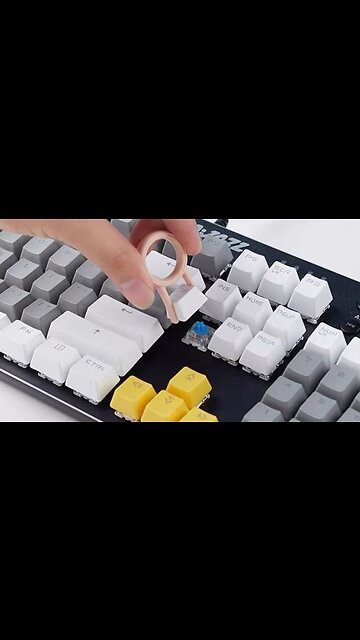 Computer Keyboard Cleaner Brush Kit (7-in-1)