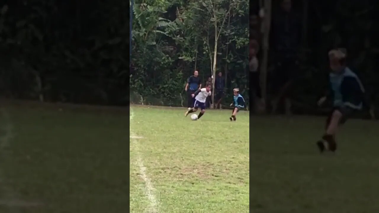 3 gols e 1 assistĂȘncia