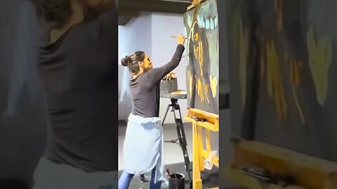 Beautiful Women Has Beautiful TALENT #trending #viral #painting