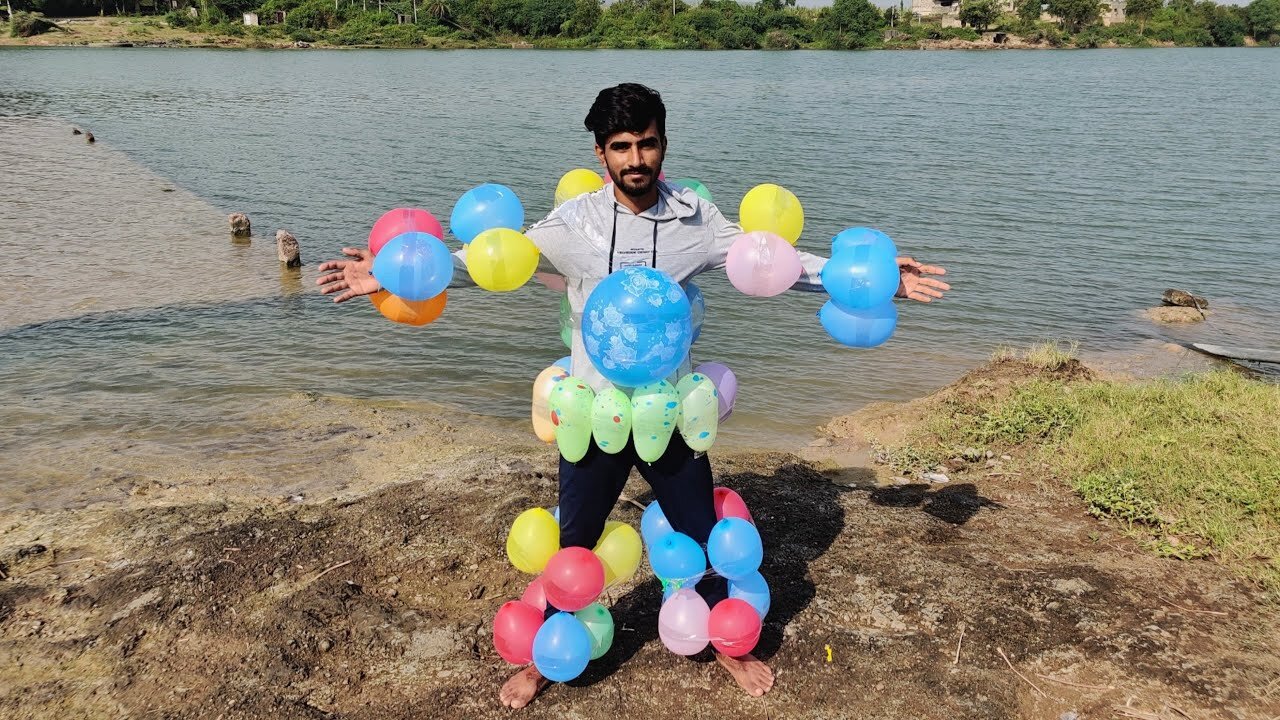 कमाल हो गया - We Made Balloon Man - Is It Possible to Swim With This Idea?
