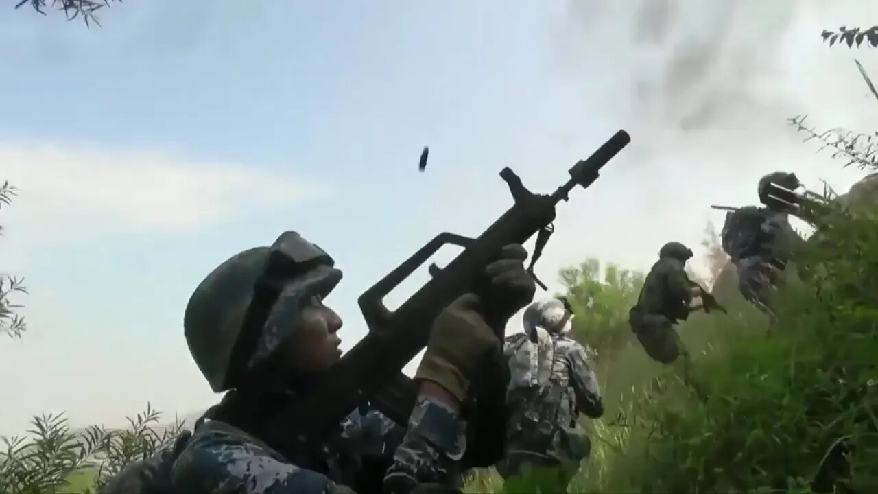 Russian & Chinese Marines Invade A Tropical Island