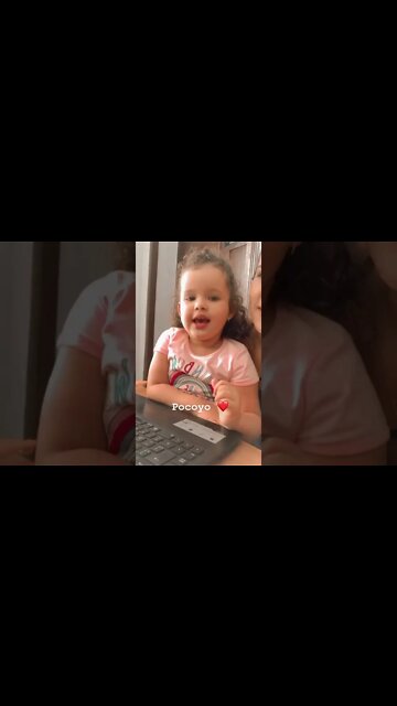 OLÁ PESSOAL TO ASSISTINDO POCOYO #shorts