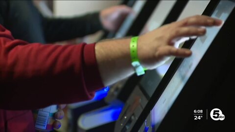 Gambling hotline in Ohio sees 3x amount of calls after sports betting legalized