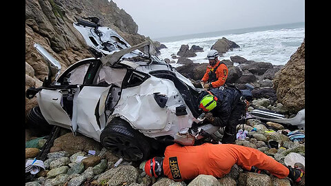 California driver air rescued after car went off CLIFF