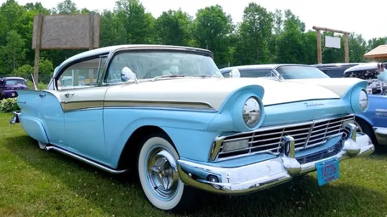 1957 Ford Fairlane 500