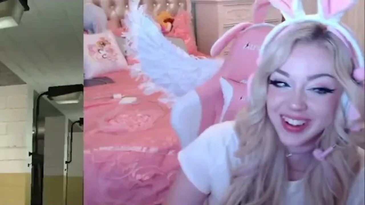 DO NOT ORDER TURNING RED HAPPY MEAL FROM MCDONALDS AT 3AM!CURSED RED PANDA CHASED US!!