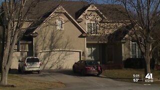 3 dead from Sunday morning Lenexa shooting