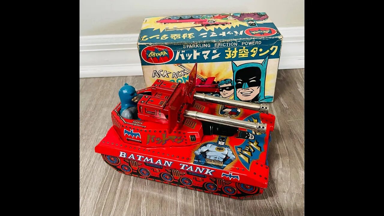 Unbelievably Scarce Tin Batman Tank by Yonezawa