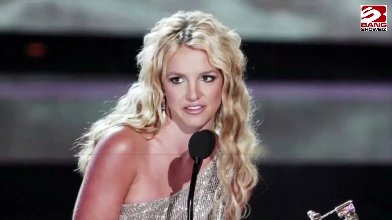 Britney spears slams family as she shares new clip of herself singing