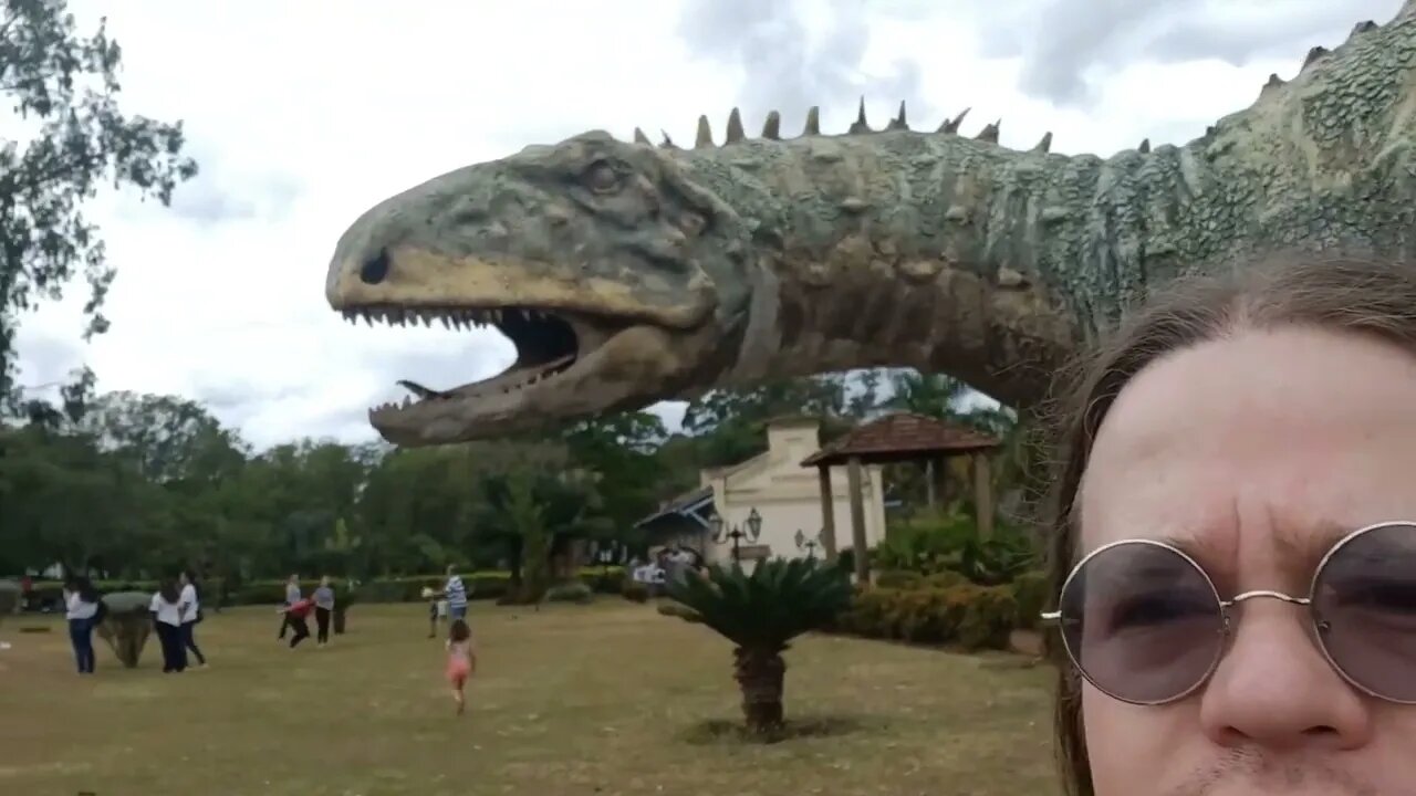 Um vídeo sobre CÃES no Museu dos Dinossauros | Dr. Edgard Gomes | Alimentação natural para Cães