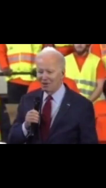 2023: Joe Joseph Biden acting weird while speaking in front of UNION STRONG