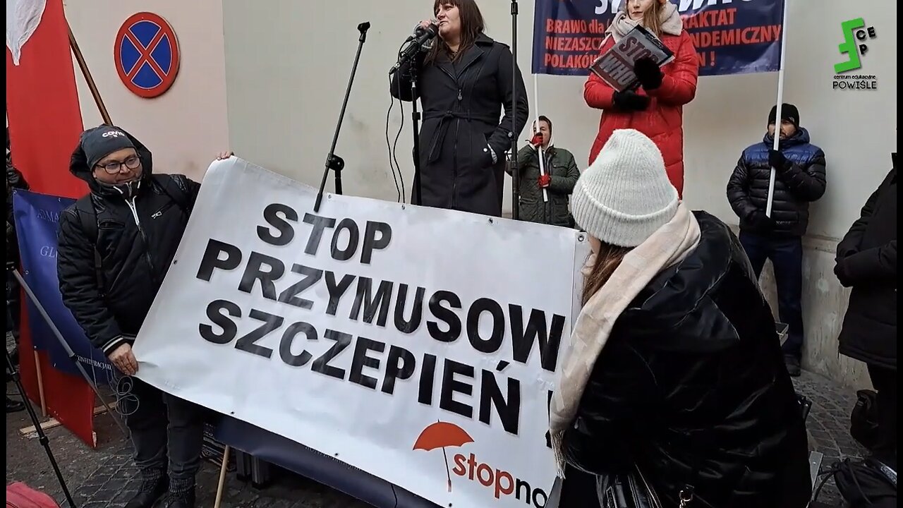 Marcin Sowiński (PSNLiN), Justyna Socha (Stop NOP), Mariusz Błochowiak (Ordo Medicus) na proteście Stop WHO 01.12.2023