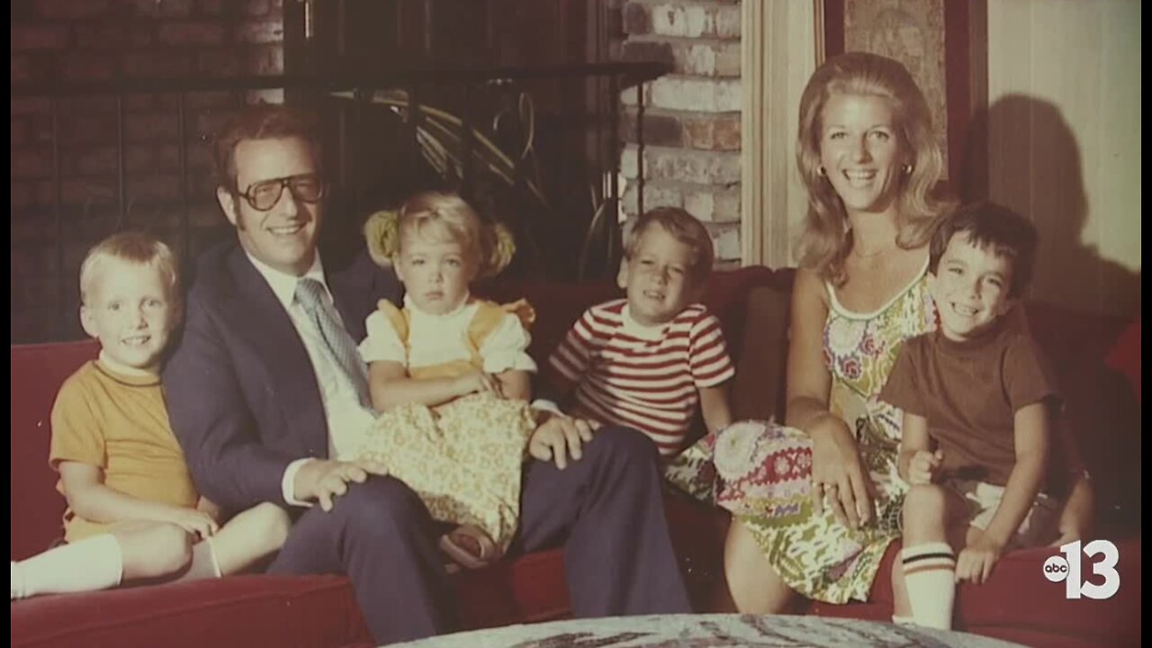 Settling down: Oscar and Carolyn Goodman put down roots in Las Vegas