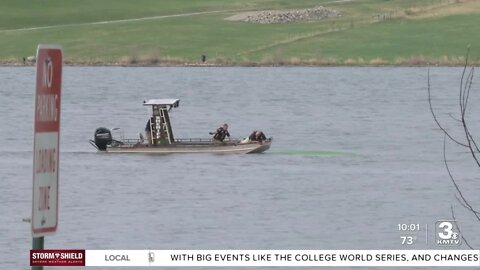 Man dies in drowning after being pulled out of water at Chalco Hills Recreation Area