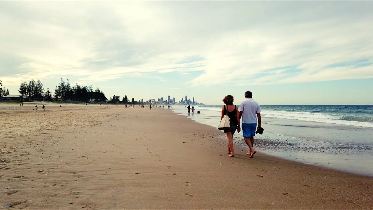 Beach Walk in Miami | Gold Coast - Australia