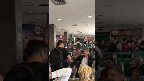 Descoberto Deputado que votou no fundo eleitoral no aeroporto