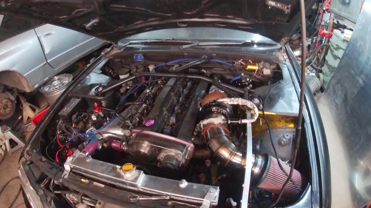 93 R32 skyline VALVE COVER MOD
