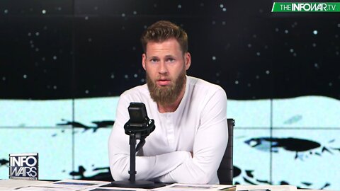 WAR ROOM (Full Show) Monday - 6/20/22