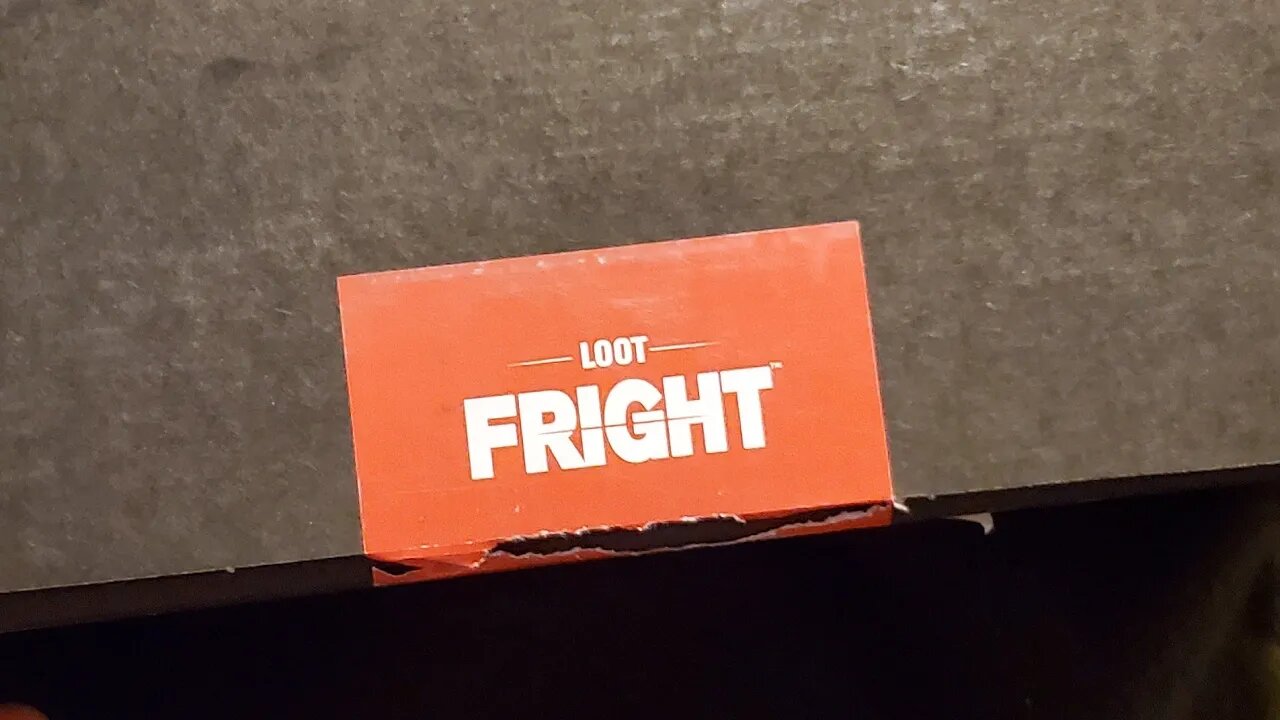 Attair Unboxes the Loot Fright Crate Slaycation