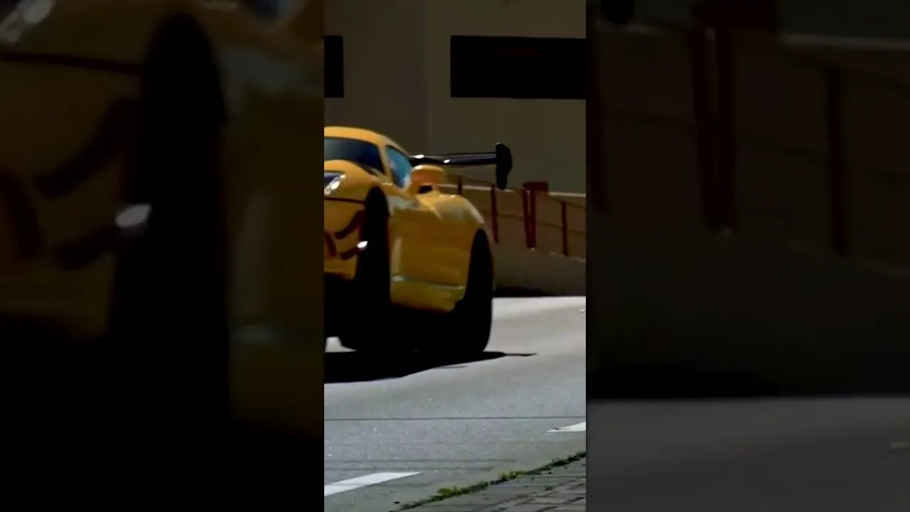 Fast sports car Drifting Street Covette Dodge Pennzoil The Last Viper