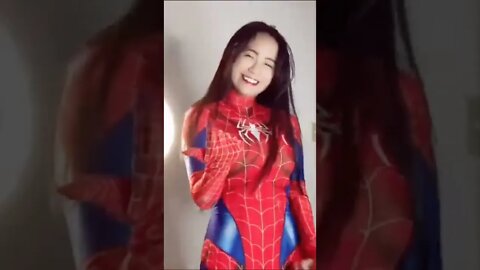 10 Mulheres vestidas de mulher aranha #shorts