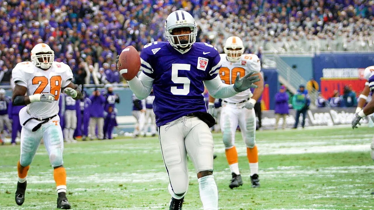 Daily Delivery - Junior college football suddenly faces new reality