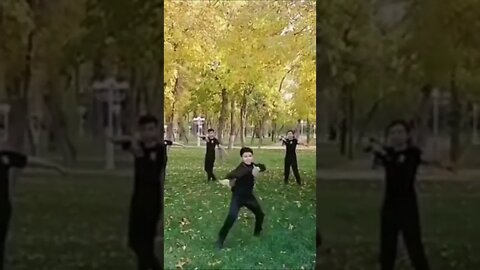 МАЛЕНЬКИЙ СУПЕР ТАНЦОР ТАНЦУЕТ ЛЕЗГИНКУ 2022 #shorts