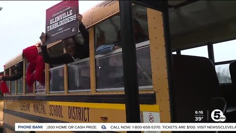 Watch the Glenville football team's motorcade and rally in Cleveland