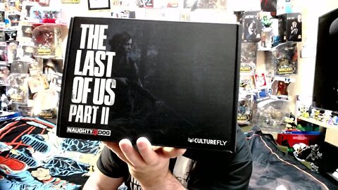 Attair Unboxes the Last of Us Part 2 Collectors Edition Box from Gamespot