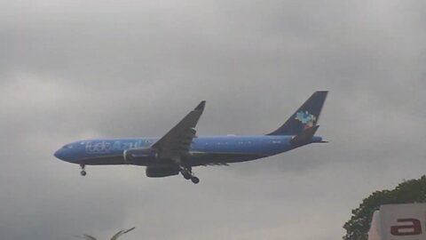 Airbus A330 PR-AIT na final antes de pousar em Manaus vindo de Campinas