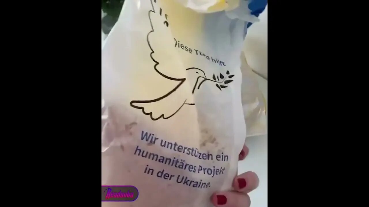 💢 Bread in a package with the Ukrainian flag, for sale in Germany