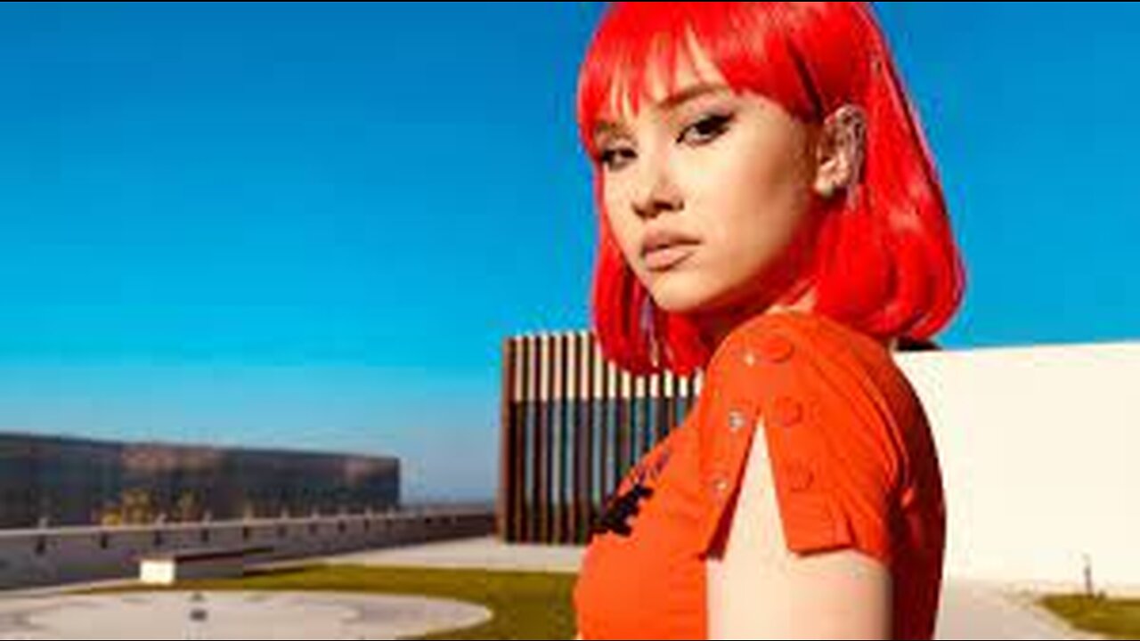 DHARIA - Sugar & Brownies (by Monoir) [Official Video]